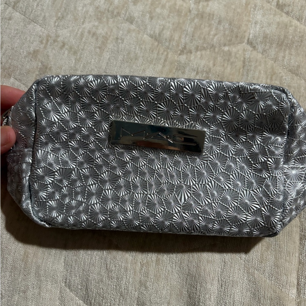 MAC Cosmetics Textured Silver Makeup Bag